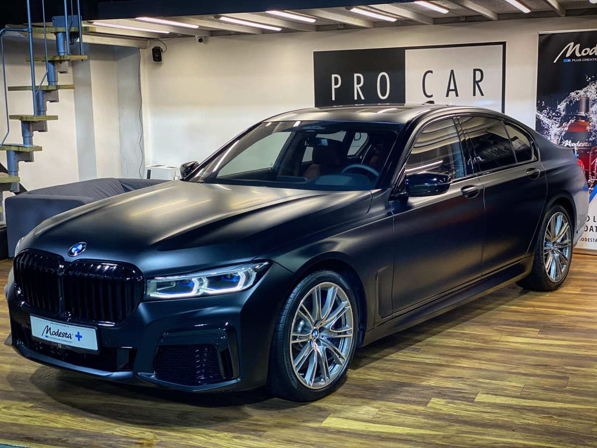 Nowe BMW serii 7 Individual - profesjonalne zabezpieczenie i korekta lakieru 1